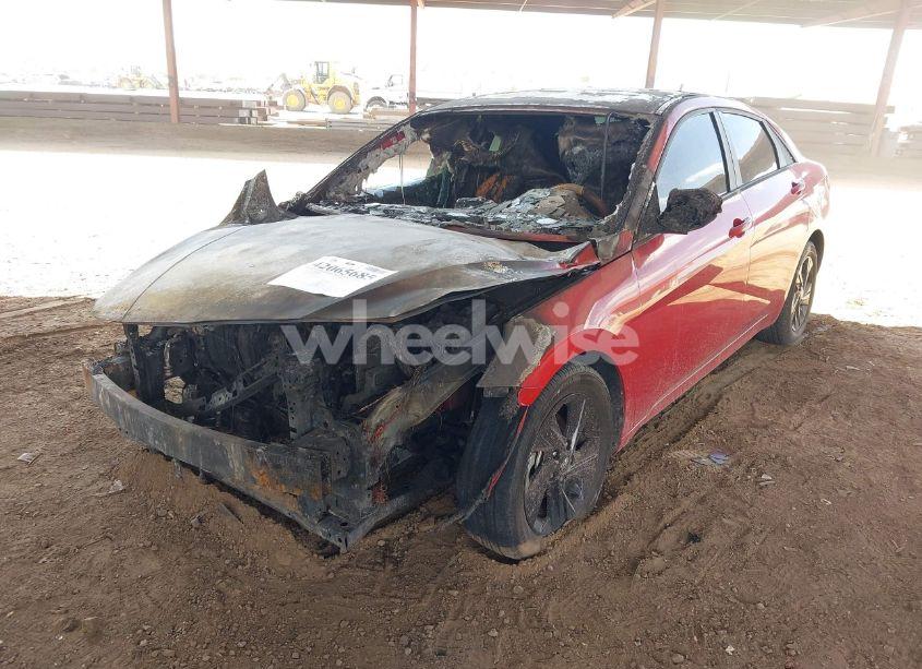 Photo 2 of 2021 Hyundai Elantra SEL (VIN 5NPLS4AGXMH041772)