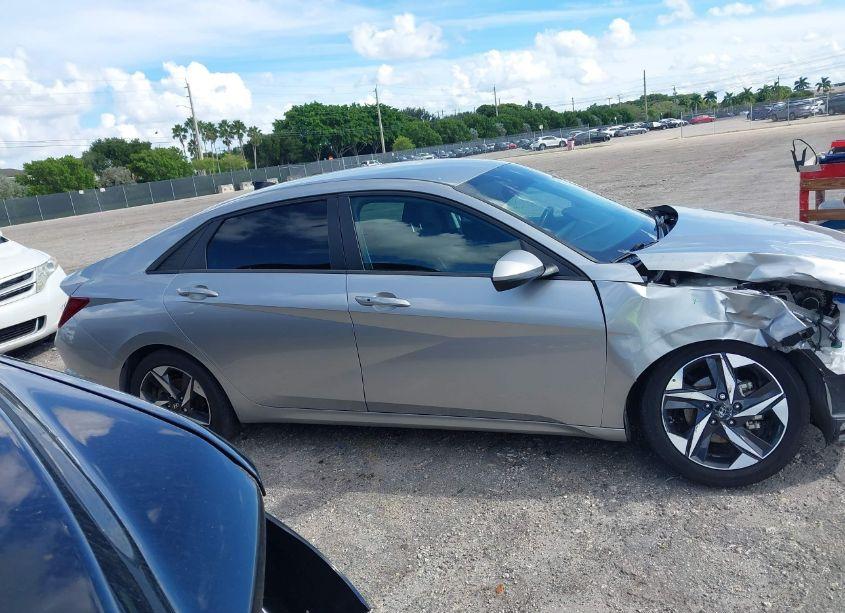 Photo 13 of 2023 Hyundai Elantra SEL (VIN 5NPLS4AGXPH101084)