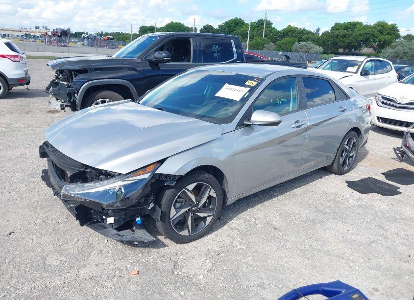 Photo 2 of 2023 Hyundai Elantra SEL (VIN 5NPLS4AGXPH101084)