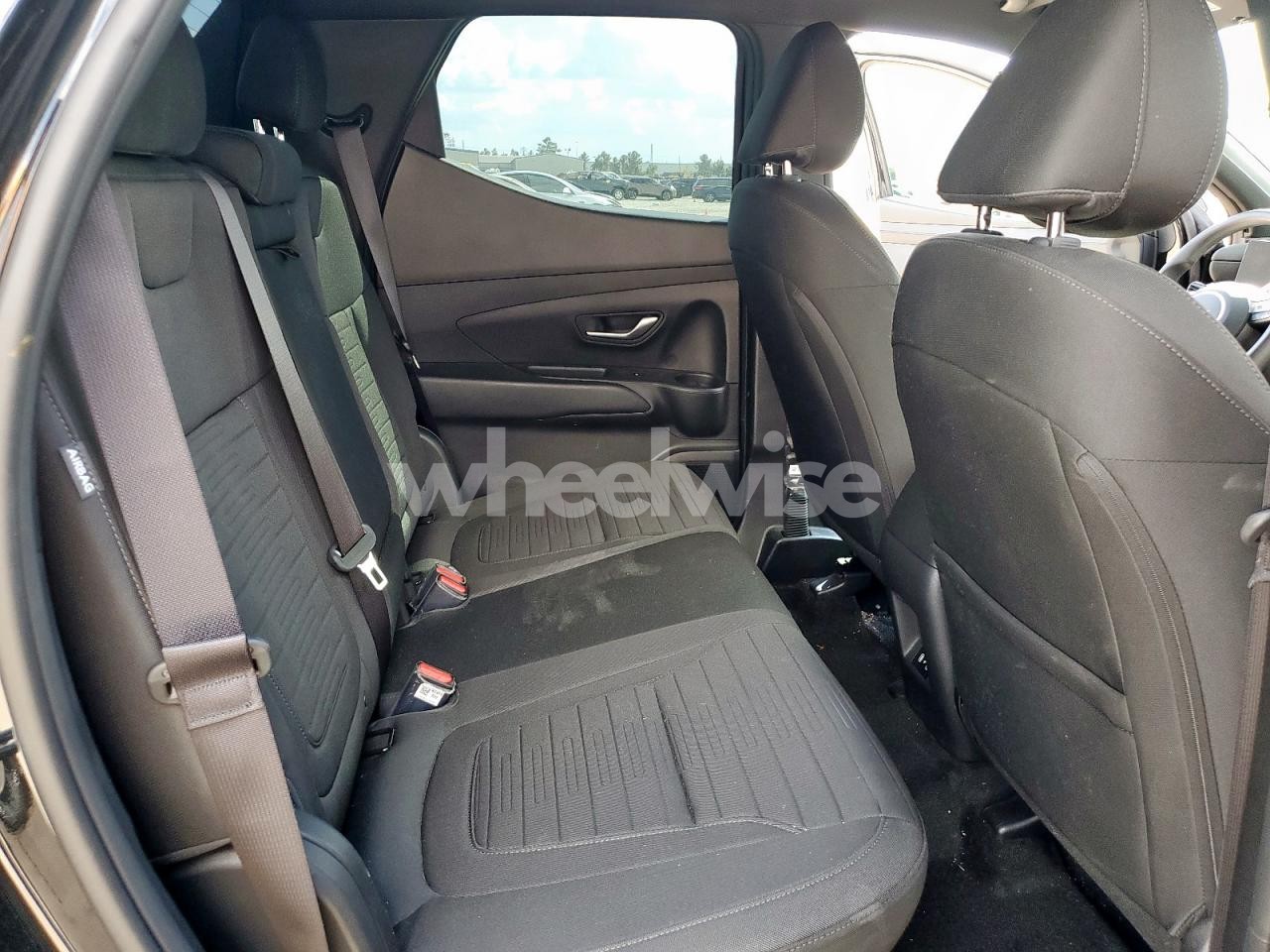 Photo 10 of 2025 HYUNDAI SANTA CRUZ SE (VIN 5NTJA4DE1SH141729)