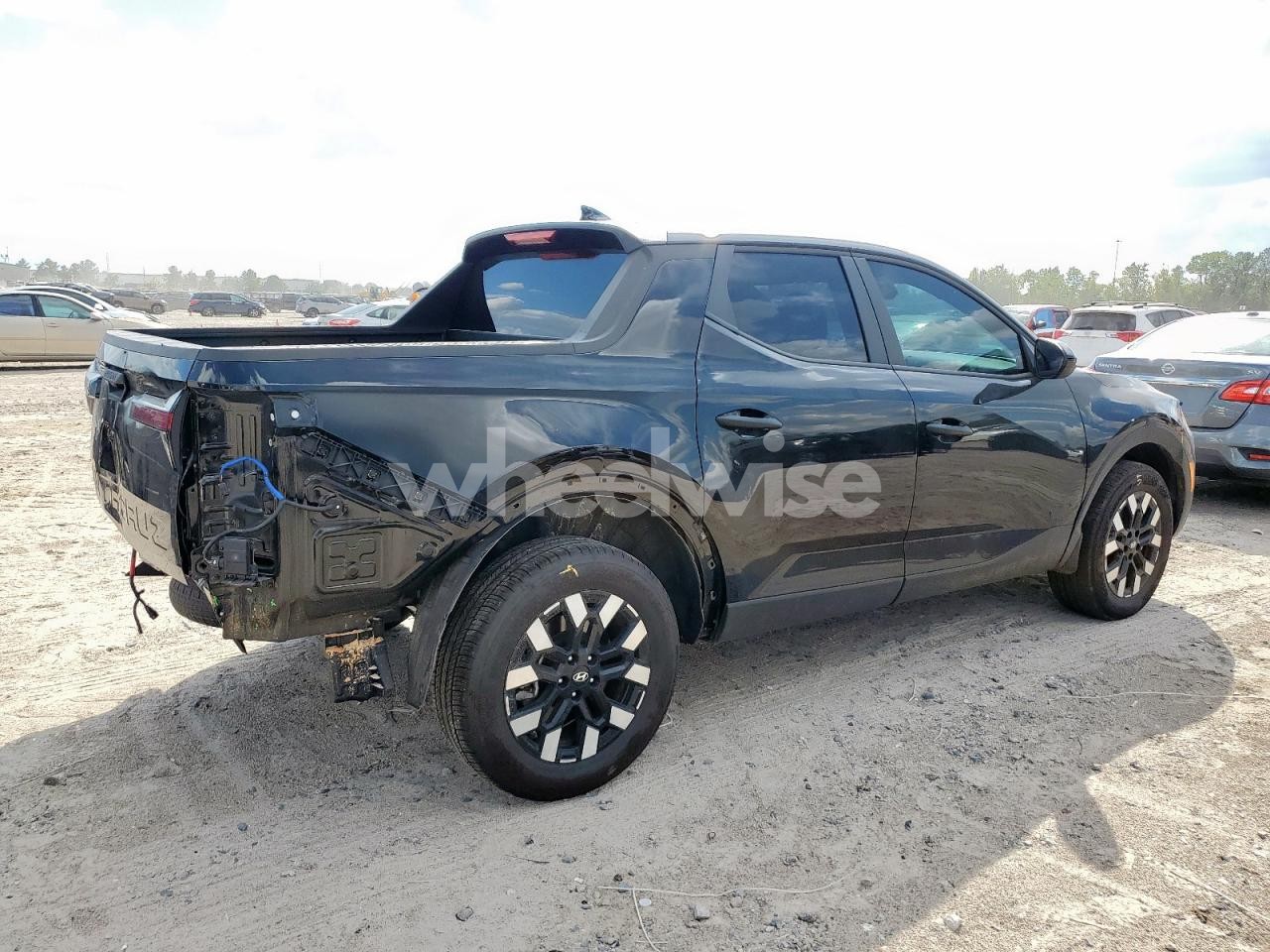 Photo 3 of 2025 HYUNDAI SANTA CRUZ SE (VIN 5NTJA4DE1SH141729)