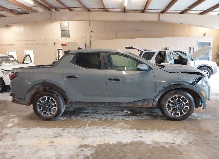 Photo 13 of 2024 Hyundai Santa CRUZ SEL (VIN 5NTJB4DE1RH126042)