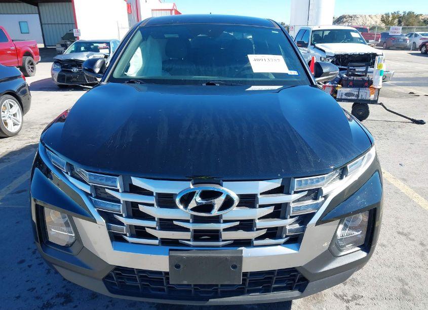 Photo 12 of 2022 Hyundai Santa CRUZ SEL (VIN 5NTJBDAE0NH013701)