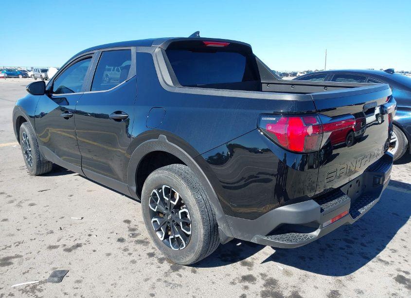Photo 3 of 2022 Hyundai Santa CRUZ SEL (VIN 5NTJBDAE0NH013701)