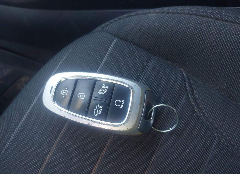 Photo 11 of 2022 Hyundai Santa CRUZ SEL (VIN 5NTJBDAE1NH014811)