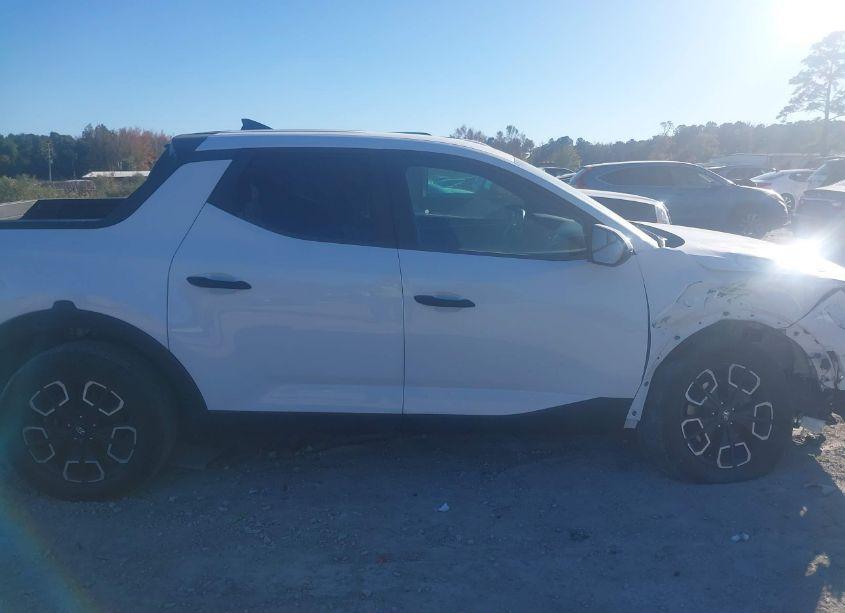 Photo 13 of 2022 Hyundai Santa CRUZ SEL (VIN 5NTJBDAE1NH014811)