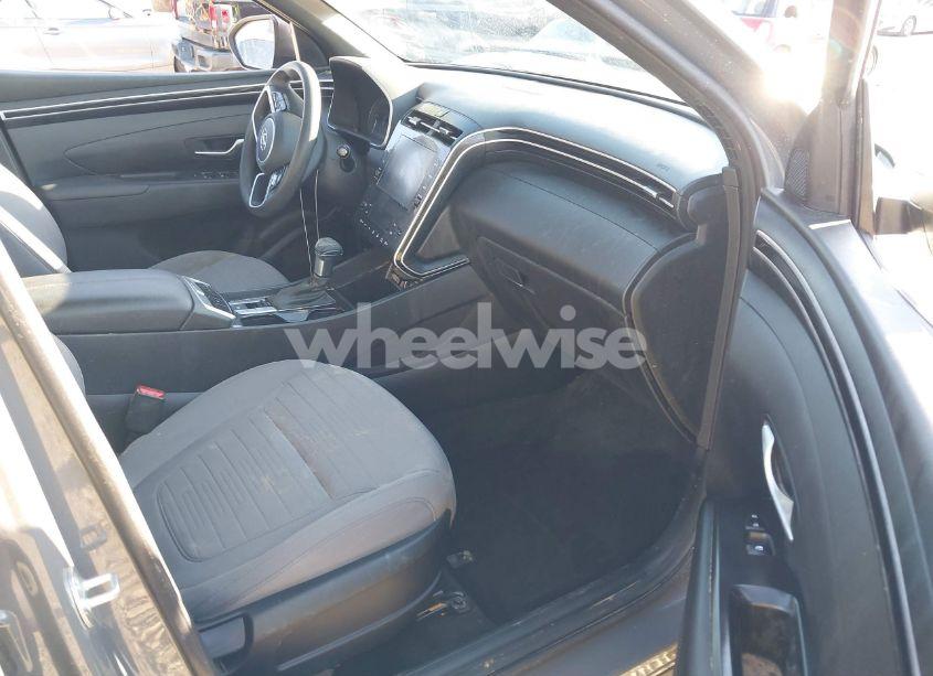 Photo 5 of 2024 Hyundai Santa CRUZ SEL (VIN 5NTJBDAE8RH082433)