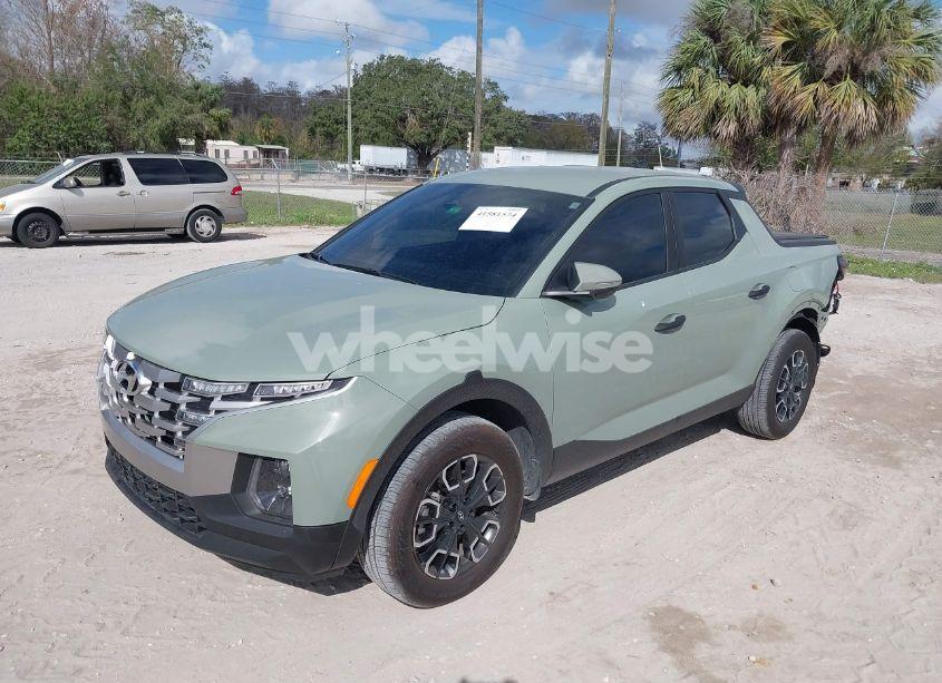 Photo 2 of 2024 Hyundai Santa CRUZ SEL (VIN 5NTJBDAE8RH101255)