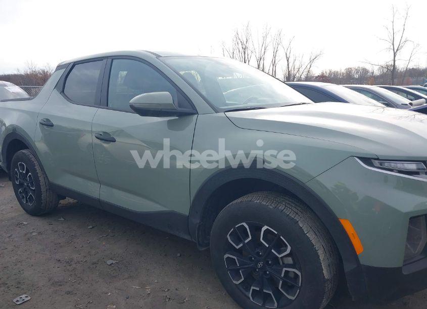 Photo 13 of 2024 Hyundai Santa CRUZ SEL (VIN 5NTJBDAEXRH100561)