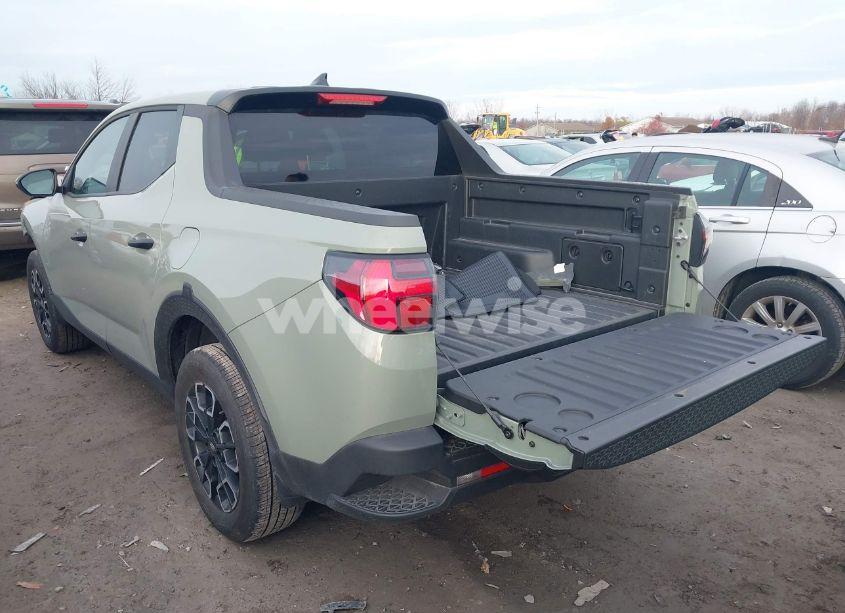 Photo 3 of 2024 Hyundai Santa CRUZ SEL (VIN 5NTJBDAEXRH100561)