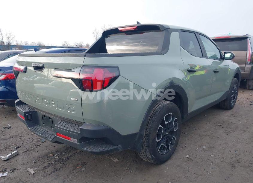 Photo 4 of 2024 Hyundai Santa CRUZ SEL (VIN 5NTJBDAEXRH100561)
