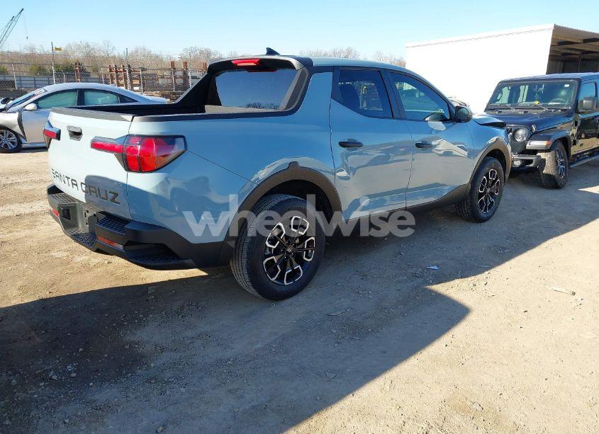 Photo 4 of 2024 Hyundai Santa CRUZ SEL (VIN 5NTJBDDEXRH112835)