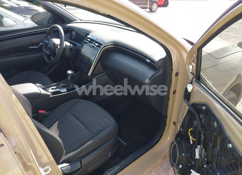 Photo 5 of 2024 Hyundai Santa CRUZ SEL (VIN 5NTJC4DE0RH107074)