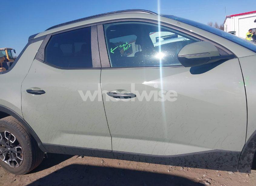 Photo 13 of 2022 Hyundai Santa CRUZ SEL (VIN 5NTJCDAE2NH036992)