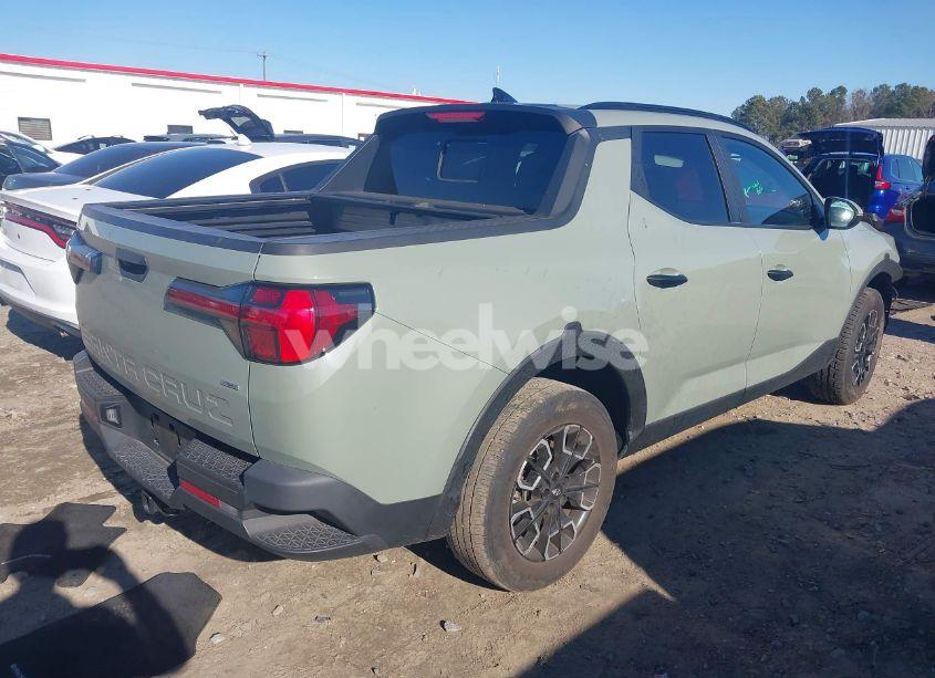 Photo 4 of 2022 Hyundai Santa CRUZ SEL (VIN 5NTJCDAE2NH036992)