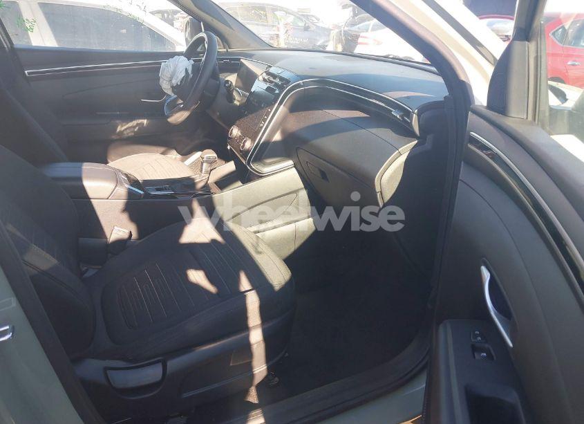 Photo 5 of 2022 Hyundai Santa CRUZ SEL (VIN 5NTJCDAE2NH036992)