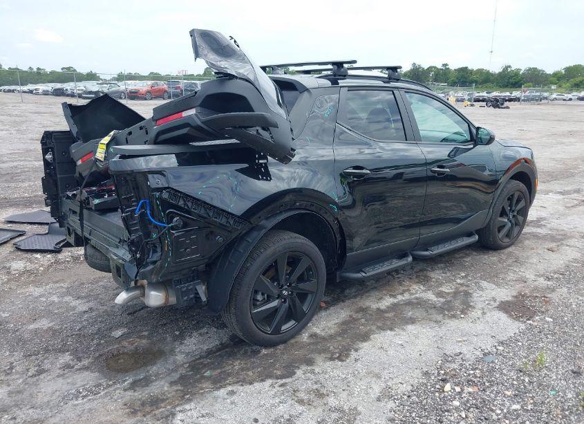 Photo 4 of 2024 Hyundai Santa CRUZ NIGHT (VIN 5NTJCDAF2RH100141)