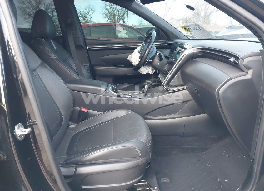 Photo 5 of 2022 Hyundai Santa CRUZ LIMITED (VIN 5NTJEDAF4NH014639)