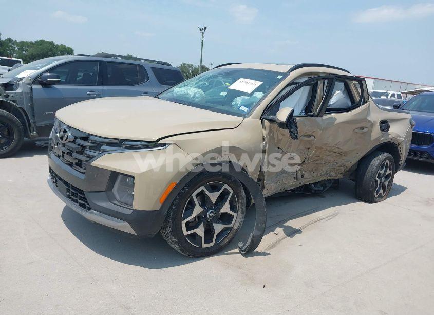 Photo 2 of 2023 Hyundai Santa CRUZ LIMITED (VIN 5NTJEDAF5PH056806)