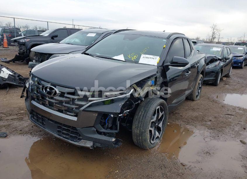 Photo 2 of 2022 Hyundai Santa CRUZ LIMITED (VIN 5NTJEDAF9NH008643)