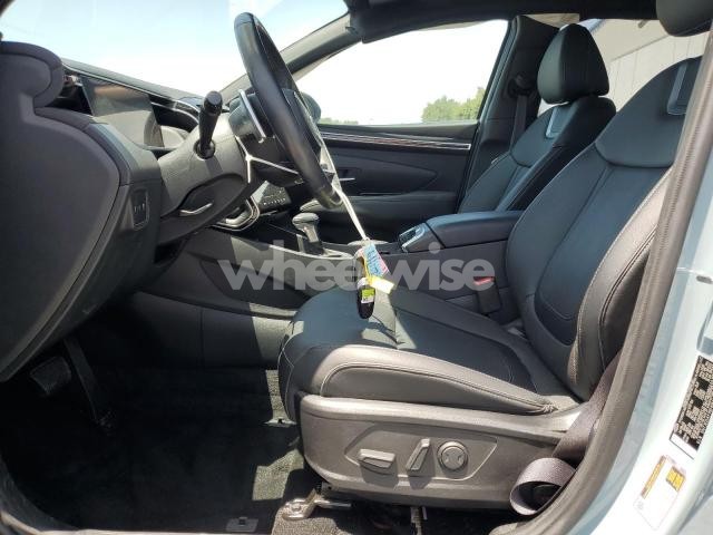 Photo 11 of 2024 HYUNDAI SANTA CRUZ LIMITED N/A (VIN 5NTJEDAF9RH082604)