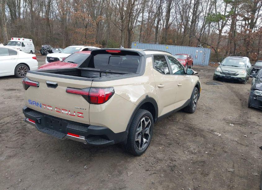 Photo 4 of 2024 Hyundai Santa CRUZ LIMITED (VIN 5NTJEDDF7RH107057)