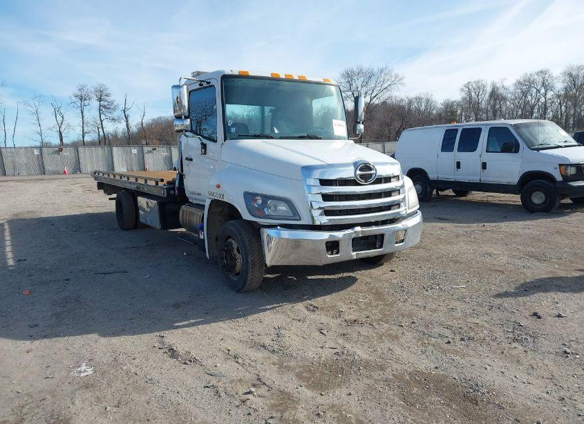 2019 Hino 238/258/268 (VIN 5PVNE8JN5K4S50944) main photo