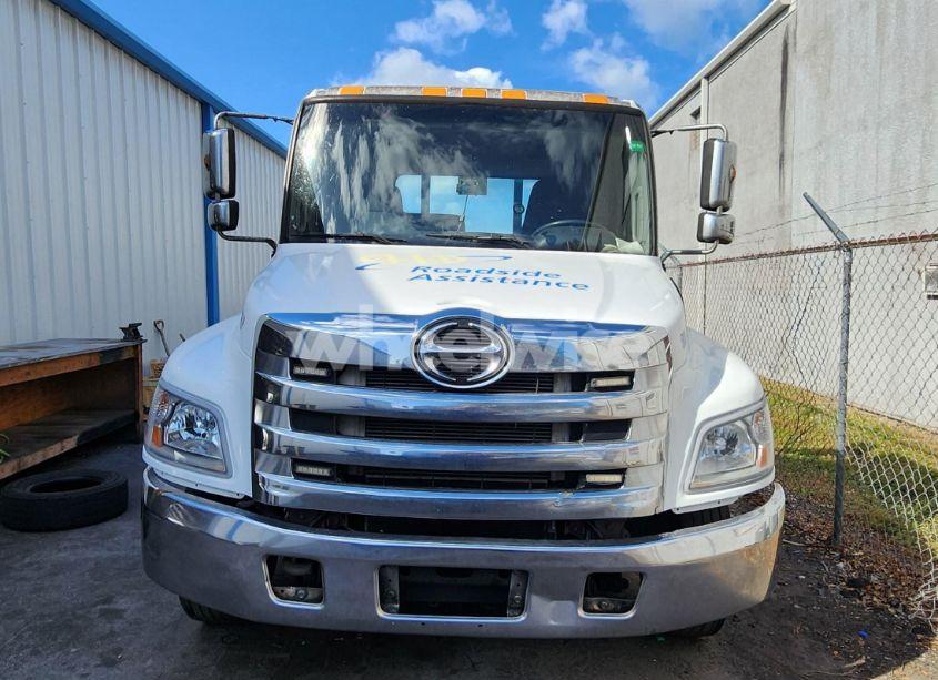 Photo 7 of 2017 Hino 238/258/268 (VIN 5PVNE8JN7H4S50839)