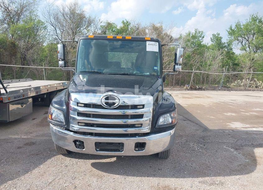 Photo 13 of 2015 Hino 258/268 (VIN 5PVNE8JNXF4S50623)