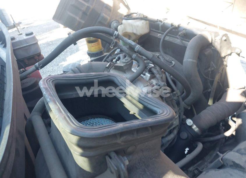 Photo 9 of 2020 Hino 238/258/268 (VIN 5PVNE8JP6L4S51717)