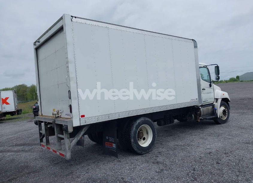 Photo 4 of 2013 Hino 258/268 (VIN 5PVNE8JT7D4S55130)