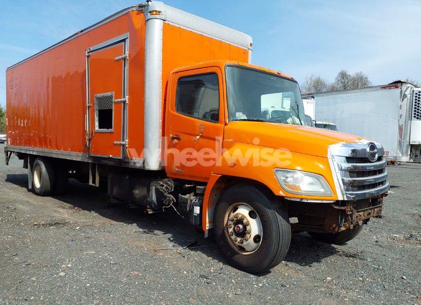 2013 Hino 258/268 (VIN 5PVNE8JV0D4S52913) main photo