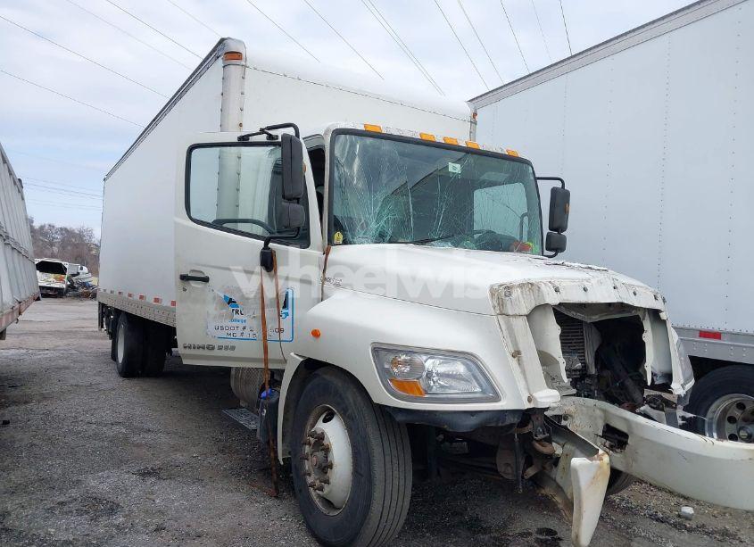 2011 Hino 258/268 (VIN 5PVNE8JV1B4S51928) main photo