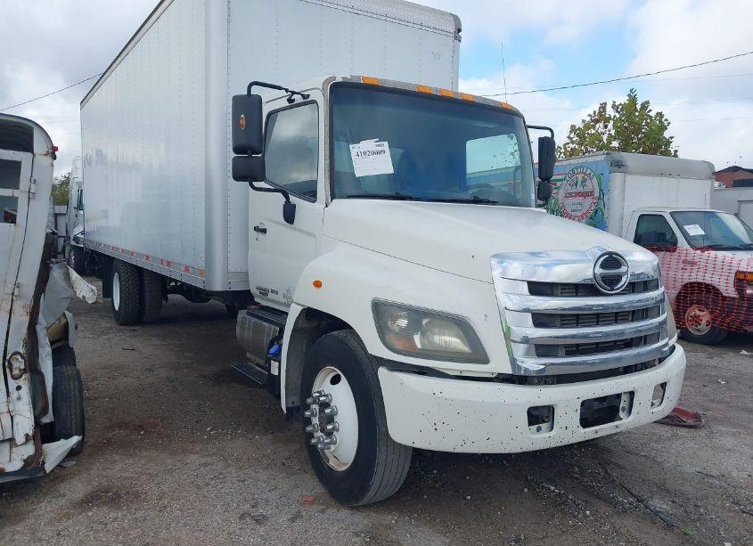 2014 Hino 258/268 (VIN 5PVNE8JV2E4S53398) main photo