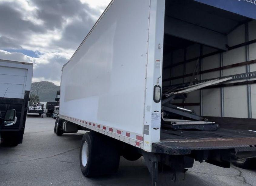 Photo 3 of 2016 Hino 258/268 (VIN 5PVNE8JV2G4S54201)