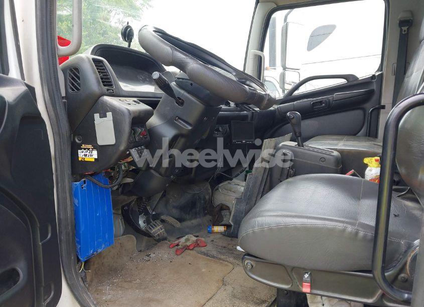 Photo 7 of 2016 Hino 258/268 (VIN 5PVNE8JV4G4S54538)