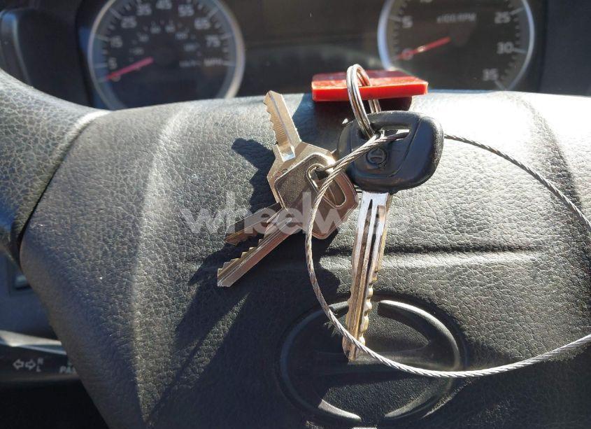 Photo 10 of 2011 Hino 258/268 (VIN 5PVNE8JV9B4S52082)