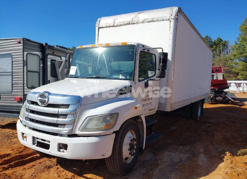 Photo 2 of 2011 Hino 258/268 (VIN 5PVNE8JV9B4S52082)