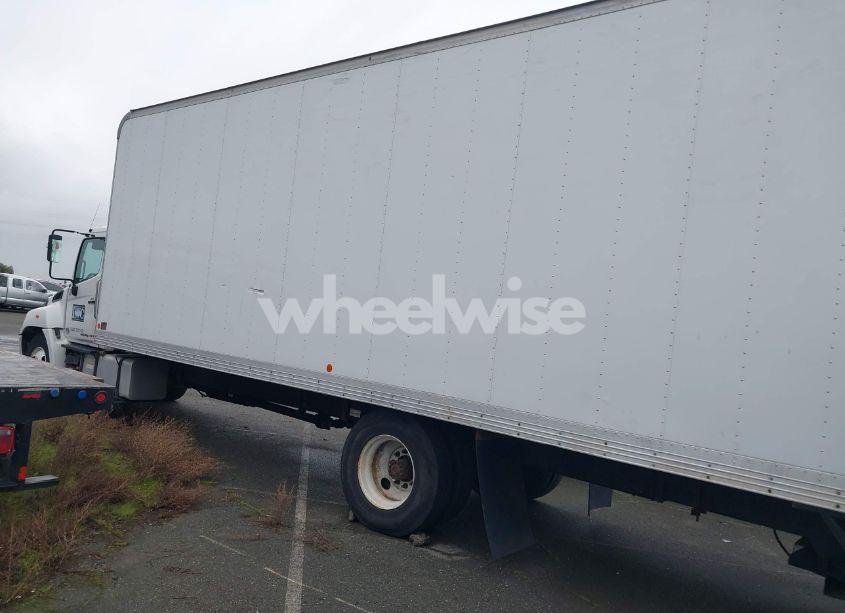 Photo 3 of 2019 Hino 238/258/268 (VIN 5PVNE8JV9K4S57119)