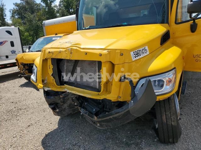 Photo 9 of 2025 HINO BOX TRUCK (VIN 5PVNJ7AVXS5T58718)