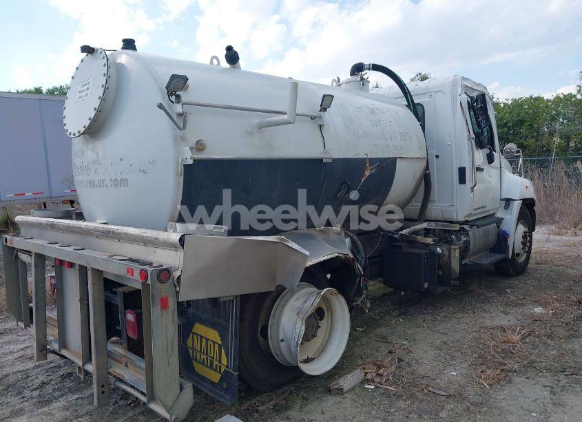 Photo 13 of 2021 Hino 238/258/268 (VIN 5PVNJ8AJ3M5T50031)