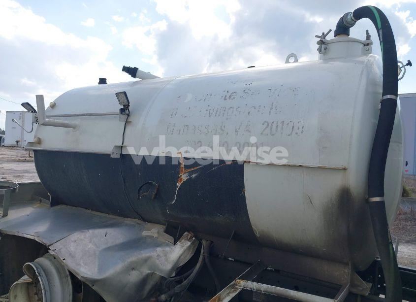 Photo 7 of 2021 Hino 238/258/268 (VIN 5PVNJ8AJ3M5T50031)