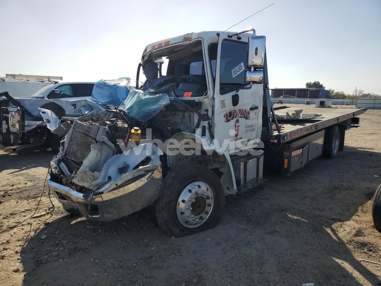 Photo 2 of 2017 HINO 258/268 (VIN 5PVNJ8JN0H4S52699)