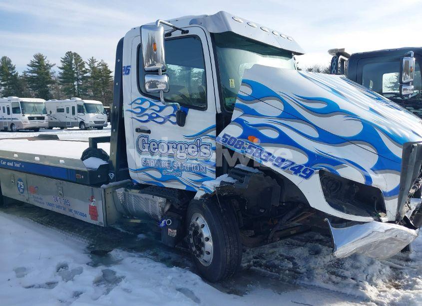 Photo 12 of 2018 Hino 258/268 (VIN 5PVNJ8JN2J4S52998)