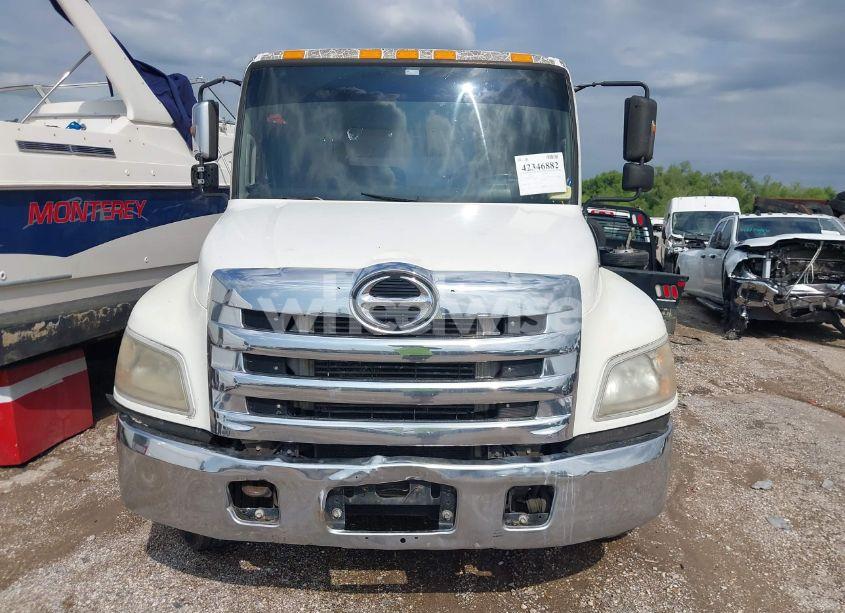 Photo 15 of 2011 Hino 258/268 (VIN 5PVNJ8JN6B4S50687)