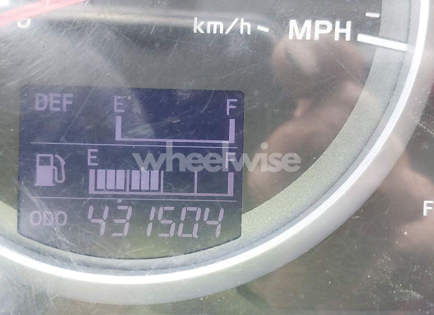 Photo 5 of 2011 Hino 258/268 (VIN 5PVNJ8JN6B4S50687)