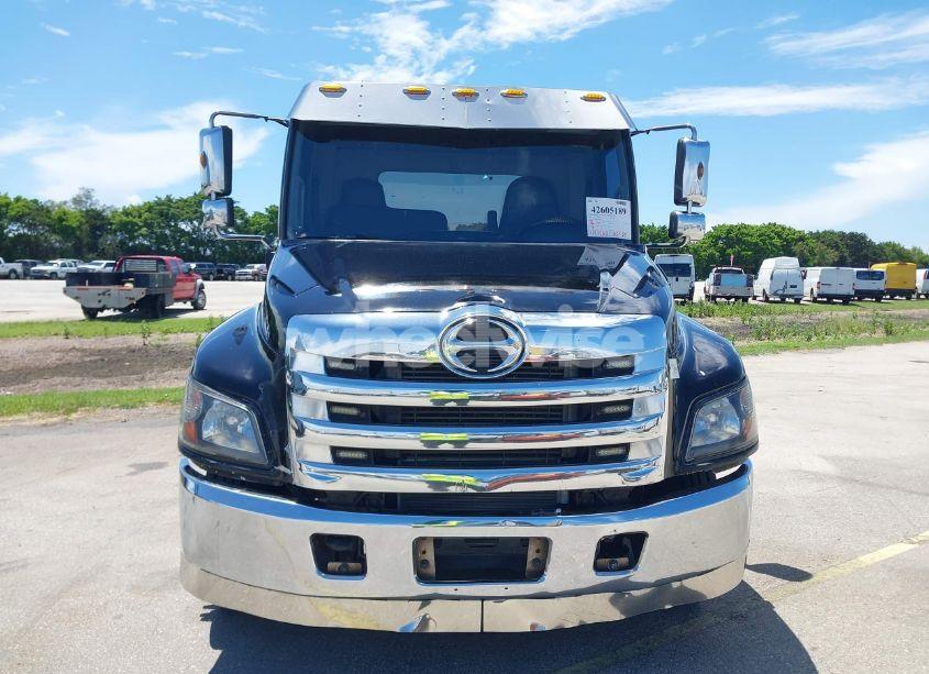 Photo 11 of 2014 Hino 258/268 (VIN 5PVNJ8JP8E4S51071)