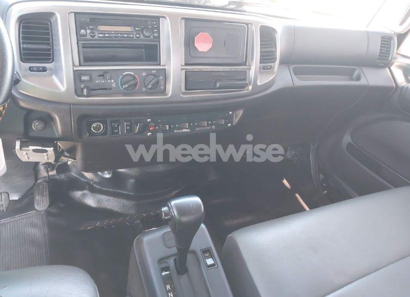 Photo 13 of 2014 Hino 258/268 (VIN 5PVNJ8JP8E4S51071)