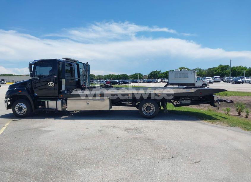 Photo 17 of 2014 Hino 258/268 (VIN 5PVNJ8JP8E4S51071)