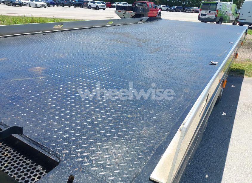 Photo 7 of 2014 Hino 258/268 (VIN 5PVNJ8JP8E4S51071)